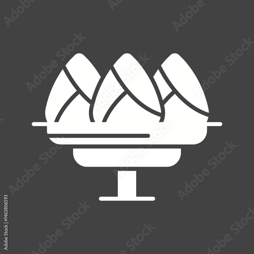 Samosa icon vector image. Suitable for mobile apps, web apps and print media.
