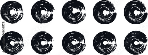 Grunge round shapes. Set of grunge circle brush vector illustration. Brush painted circle. Set different circle brush strokes. Black grunge paintbrush strokes. Grunge ink circle