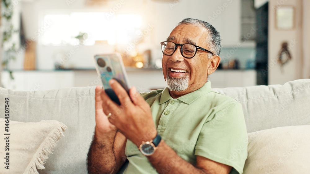 © FrameFlex/peopleimages.com - Home, laughing and senior man with smartphone, relax and texting with tech in living room, smile and online. Communication, retirement and elderly person with mobile for chat, message or social media © FrameFlex/peopleimages.com - Home, laughing and senior man with smartphone, relax and texting with tech in living room, smile and online. Communication, retirement and elderly person with mobile for chat, message or social media