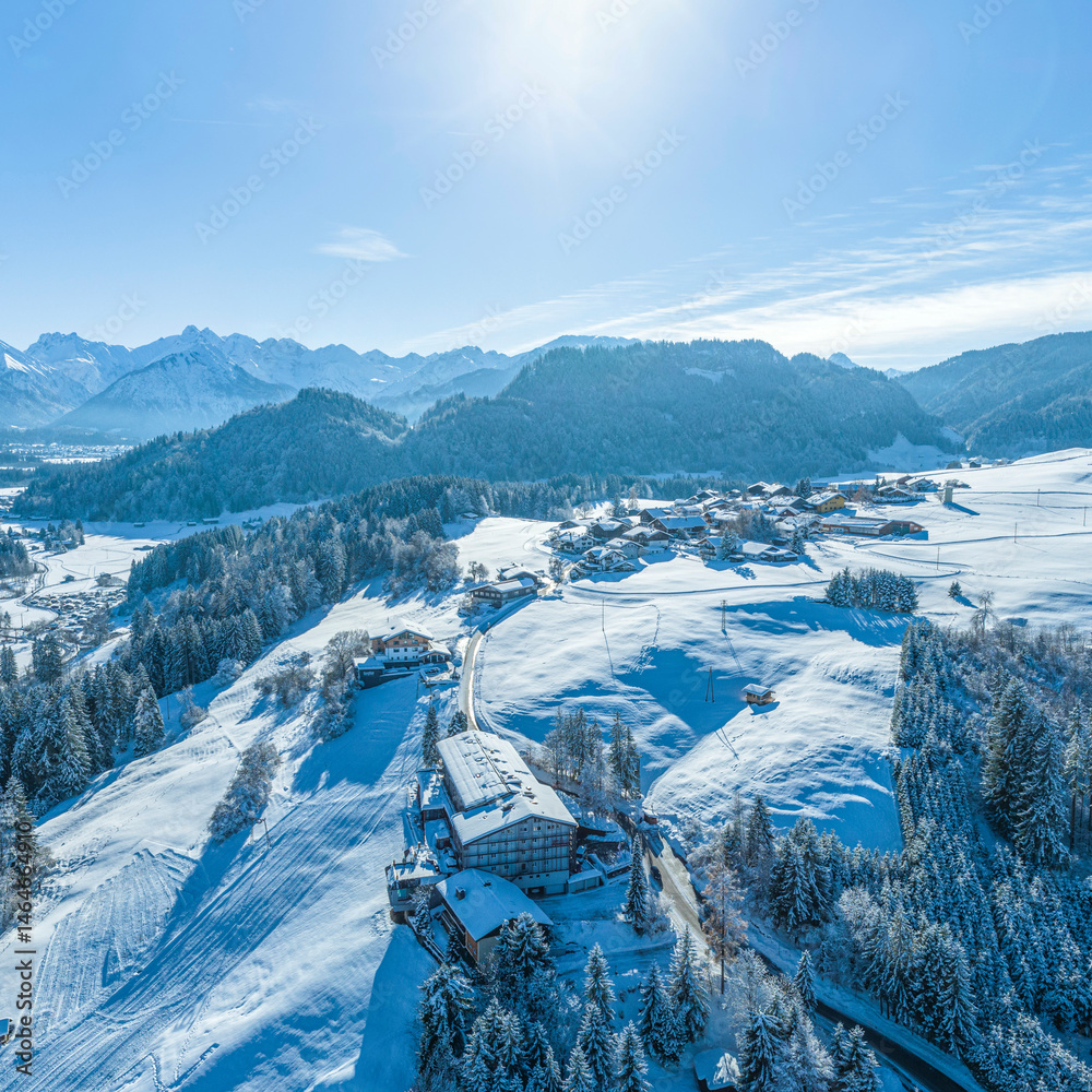 Das verschneite Allgäu bei Fischen-Maderhalm im herrlichen Sonnenschein