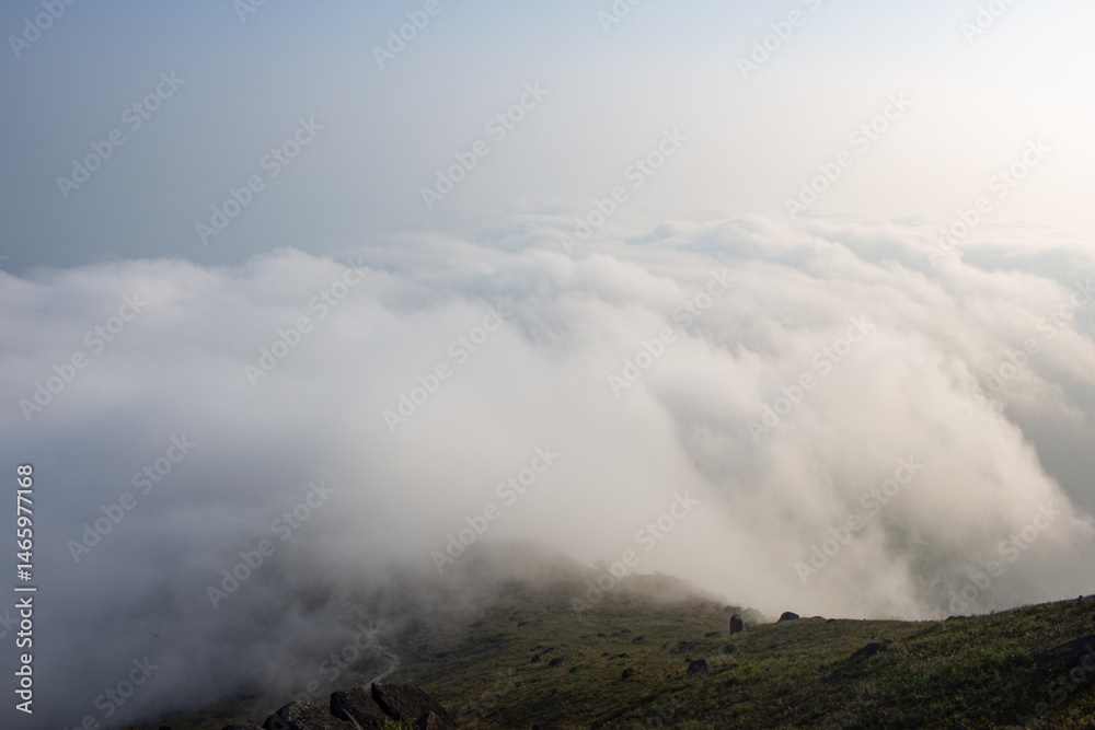 Obraz premium Beautiful landscape at Sunset Peak - Tai Tung Shan, with sea of clouds. Lantau Island, Hong Kong