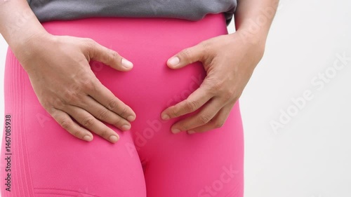 Wallpaper Mural Itching in women's private areas is caused by damp fungus. Torontodigital.ca