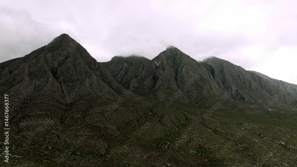 Mountain range in 'the wall', in the Coahuila desert, crossed by a road