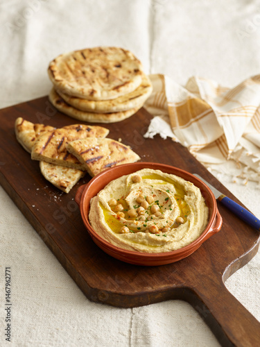 hummus with pita bread