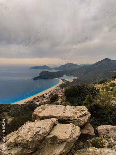 Fototapeta Naklejka Na Ścianę i Meble -  beautiful landscape from babadag mountain to Oludeniz beach in Turkey