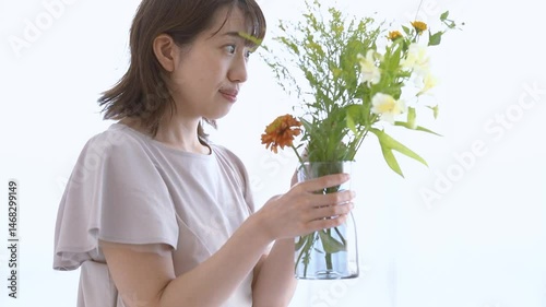 女性　ライフスタイル　フラワー