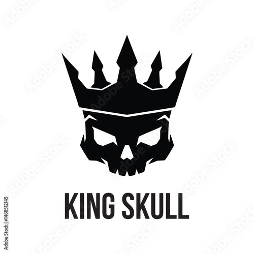 Skull with crown logo design concept. Vintage king skull sign illustration, vector.