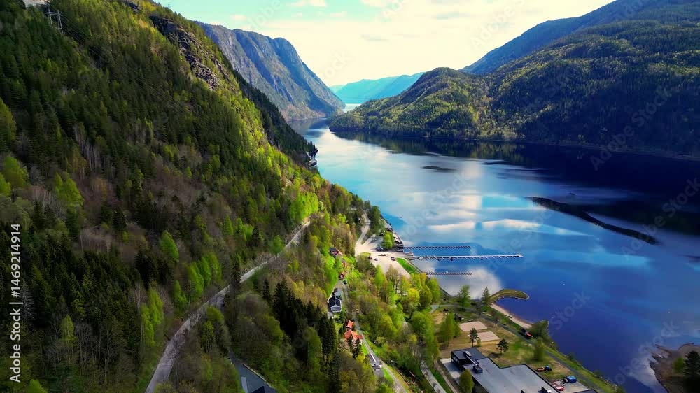 The beauty of nature in all its glory... Dalen lake