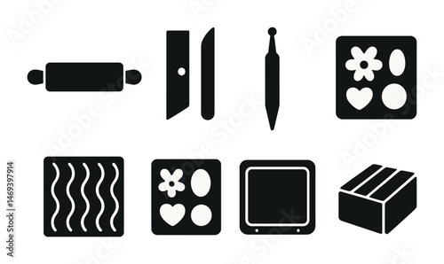 Baking and pastry solid icons set – filled, kitchen tools and bakery symbols