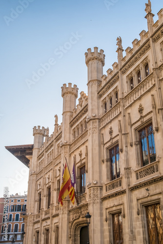 Obraz na płótnie Historic building of Ajuntament or town hall of Palma de Mallorca, Spain w salonie