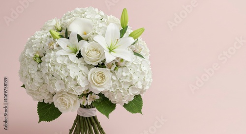 Elegant white flower bouquet