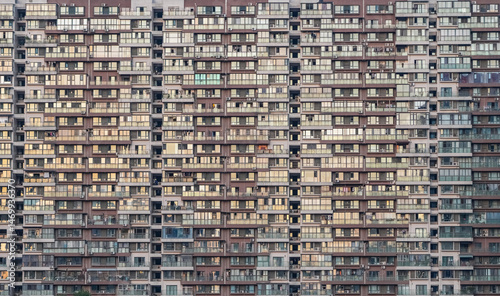 Φωτογραφία close up on grunge residential building in the city