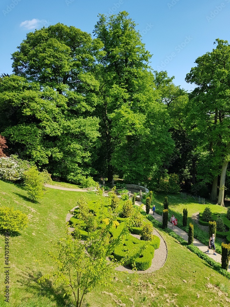 Obraz premium Exploring the beautiful English formal gardens near Belvoir Castle in Nottinghamshire, UK