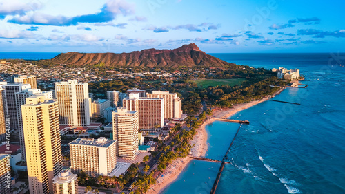Schilderij op canvas Panorama of Waikiki at the shore of the Pacific Ocean