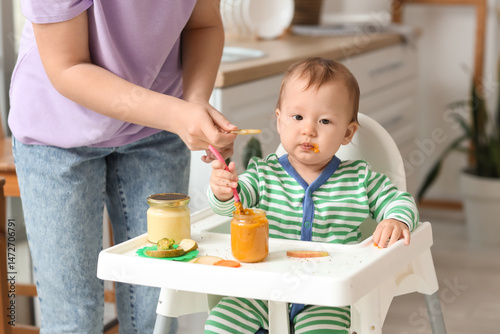 Baby led weaning and first ...