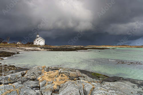 Eglise de Gimsoy (Lofoten - Norvège) photo