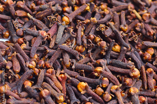 Fototapeta Naklejka Na Ścianę i Meble -  A spice of dried cloves, herbal medicine plant