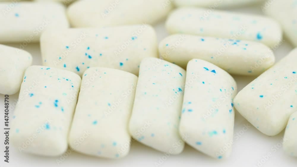 Chewing gum. Mint chewing gum pads. Gum background	
