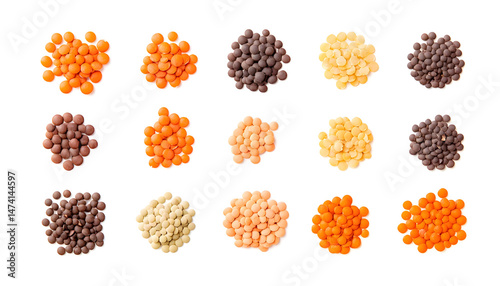 Obraz na płótnie Different types of lentils isolated on white w salonie