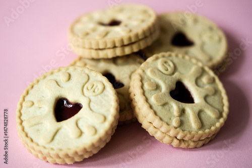  Jammie Dodgers Rasperry Flavoured Sweet Biscuits