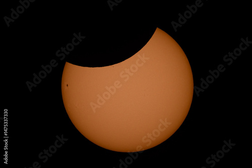 Eclipse parcial de sol 2025