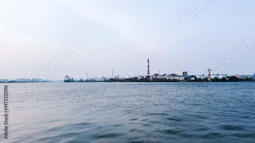 東扇島東公園から望む浮島町周辺の全景