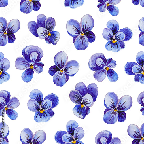 Watercolor seamless pattern with purple violets on a white background