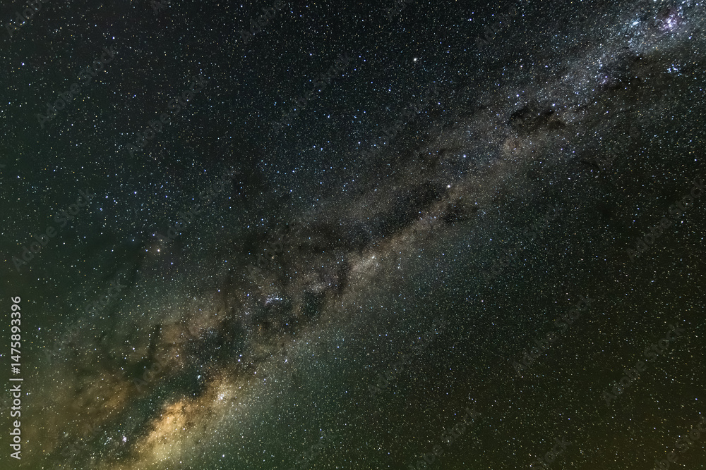 Fototapeta premium Beautiful clear and crisp night with The Milky Way