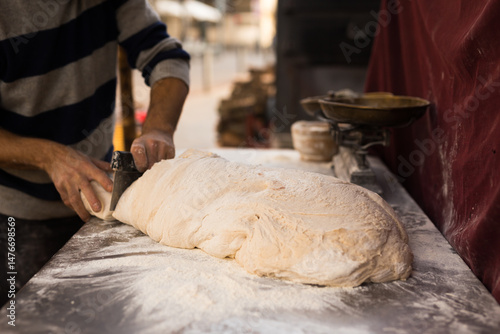 Obraz na płótnie Yeast dough on baking table. cooking process w salonie