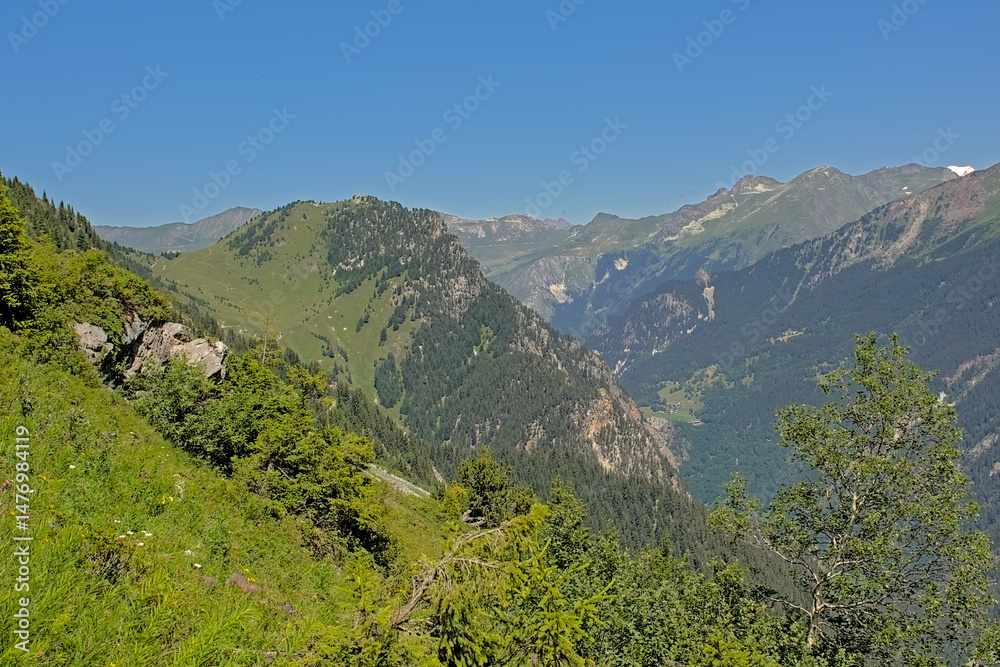 Fototapeta premium Alpine mountain landscape in La Vanoise, France