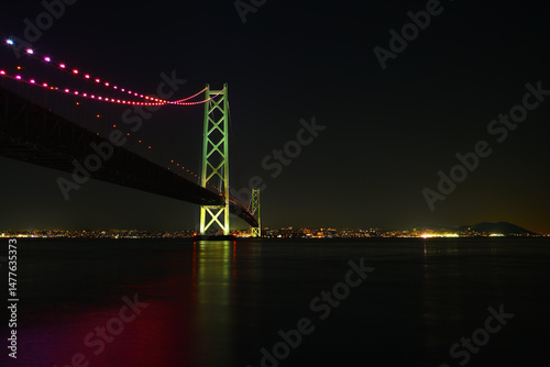 明石海峡大橋　夜景　ライトアップ　兵庫県神戸市
 photo