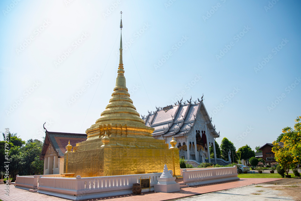 Fototapeta premium THAILAND NAN WAT SATHAROT