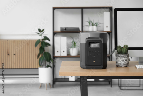 Portable power station with...