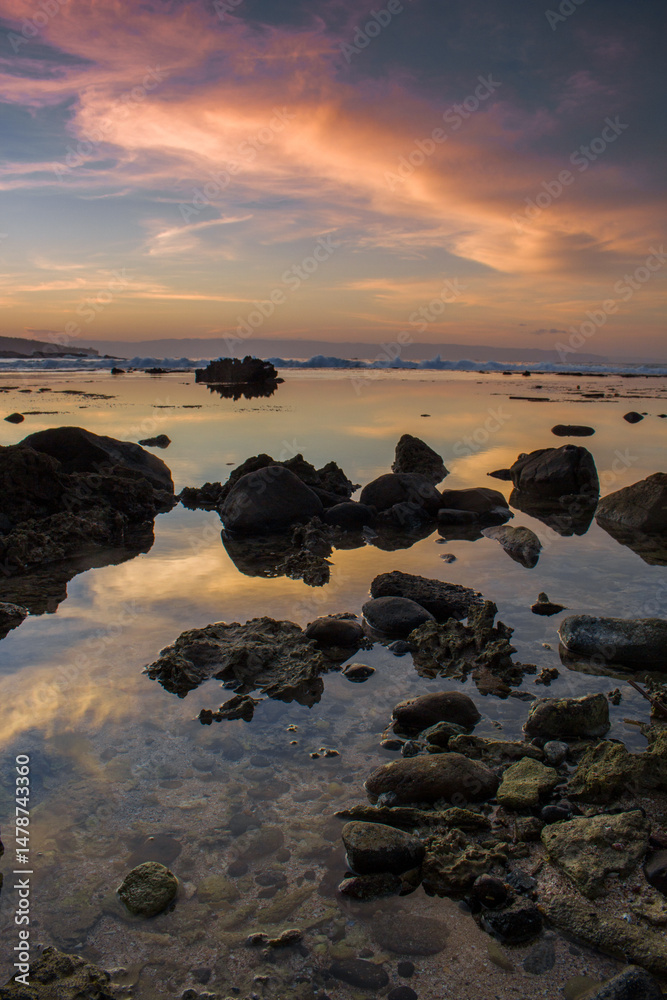 Obraz premium sunset over the sea