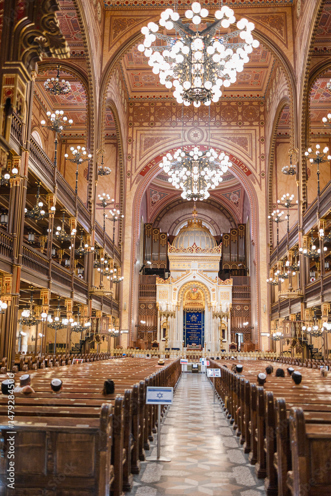 Fototapeta premium Interiors of Budapest Grand Synagogue - Hungary