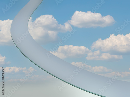空を駆け上がるカーブ道。くねくね道。