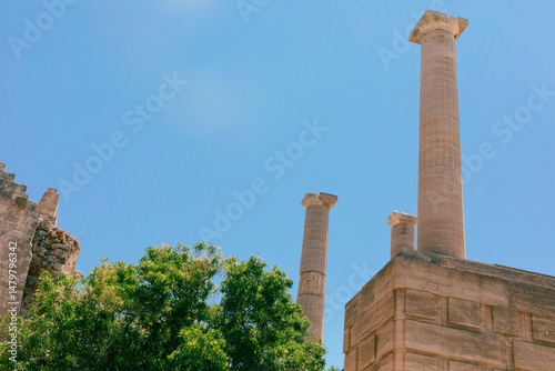 Stunning image of ancient G...