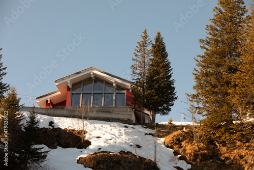 Stunning modern chalet nest...