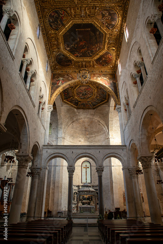 Basilica di San Nicola, città di Bari, Puglia