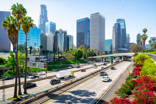 the skyline of los angeles ...