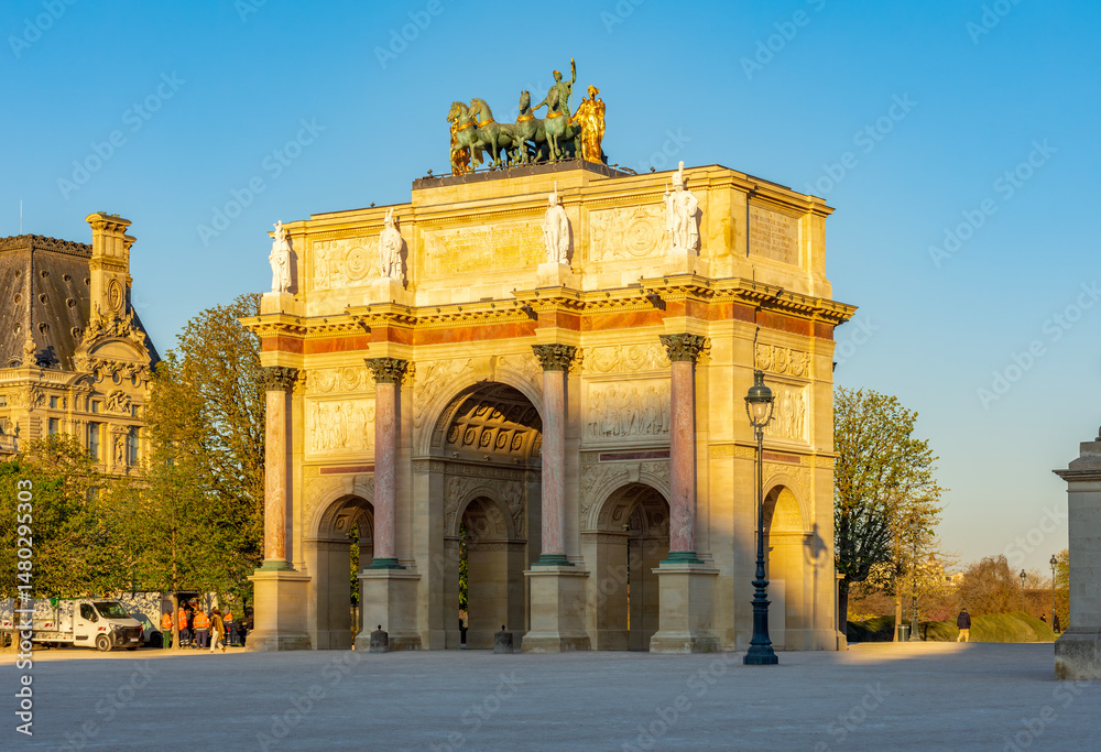 Obraz premium Carousel Arch of Triumph in Paris, France