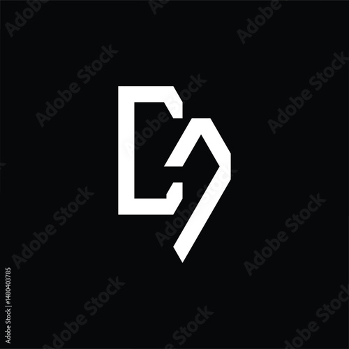 Bold yet minimal C7 G7 logo in flat style — where simplicity meets identity. Perfect for standout branding with a modern tech edge.