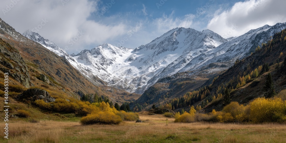Fototapeta premium Alpine Valley in Autumn (2)