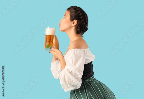 Young Octoberfest waitress ...