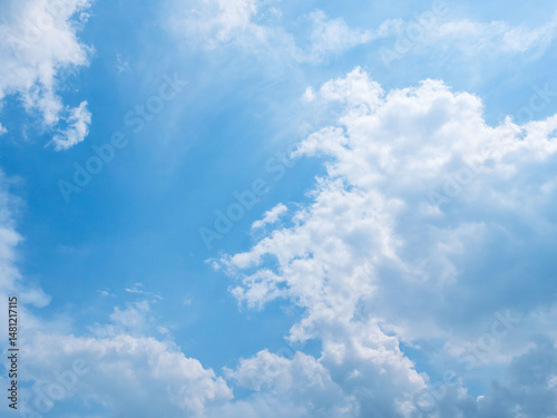 5月の午後　印象的な青空と雲64