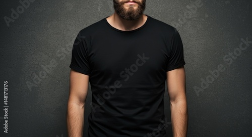 Photo Man In Black Shirt Ag...