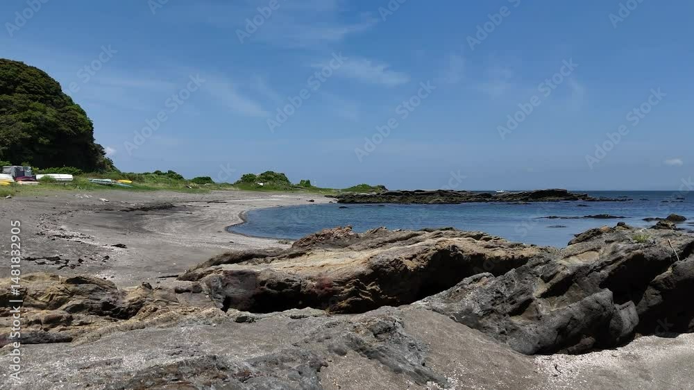 戸津浜の浜辺(空撮・低空) - 神奈川県三浦市,日本 戸津浜の浜辺(空撮・低空) - 神奈川県三浦市,日本