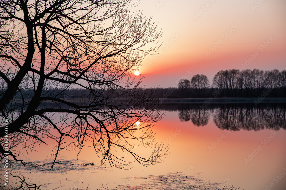 Naklejka premium sunset on the river
