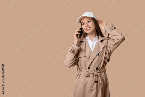 Beautiful young woman in st...