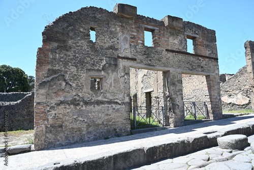 Fototapeta Naklejka Na Ścianę i Meble -  Historic streets of Ancient  roman city of Pompeii Italy on the shadow of Mt Vesuvius.Roman world, UNESCO World Heritage Site, Pompeii Archaeological Park. Italy